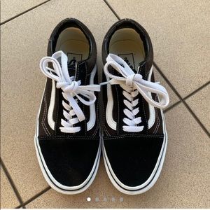 black/white old skool vans